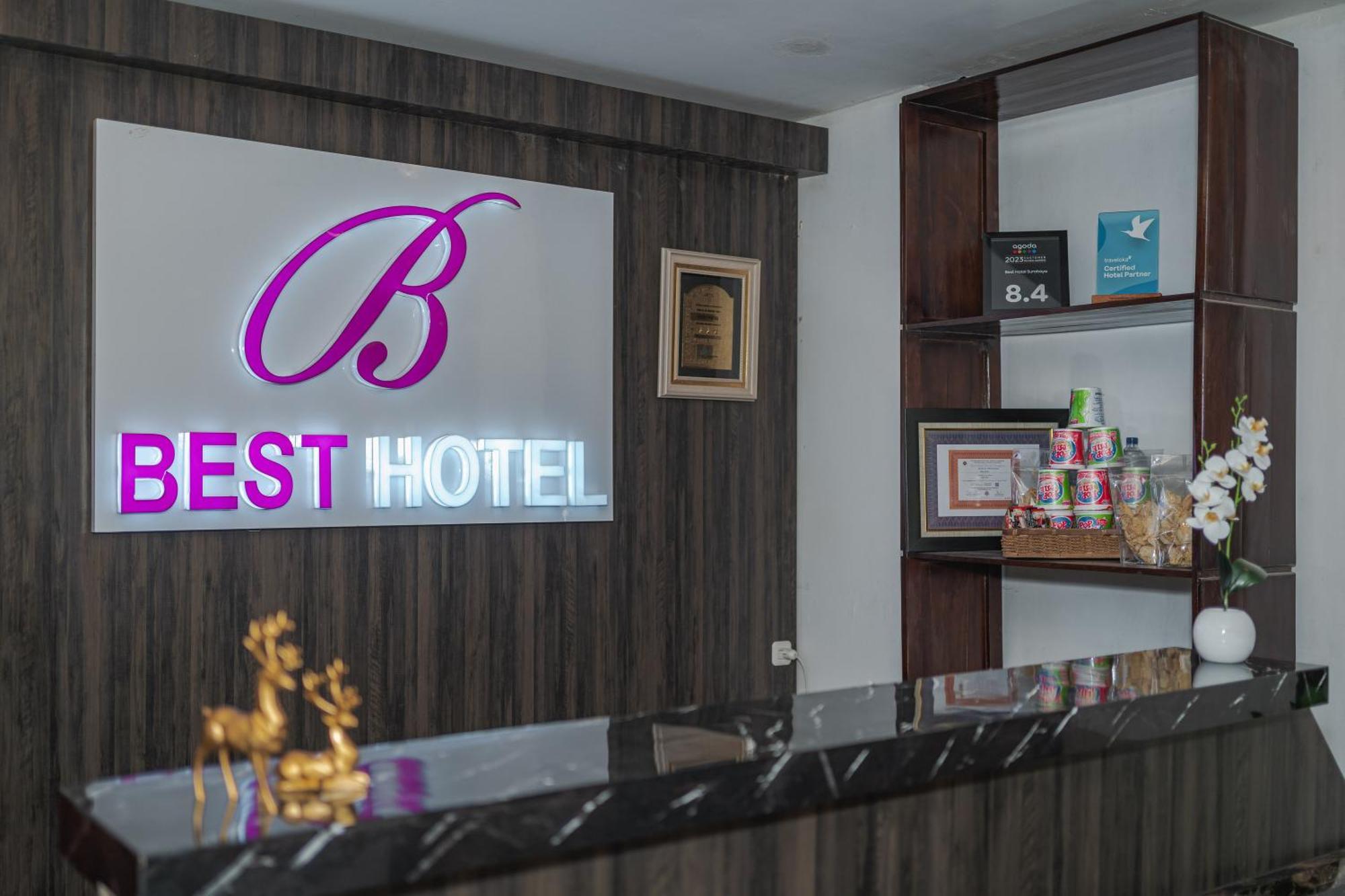 Best Hotel Kedungsari Сурабая Екстериор снимка